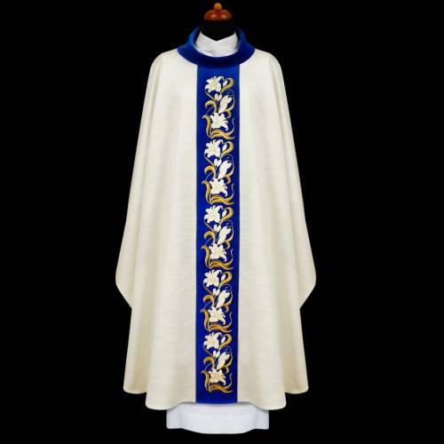 Marian chasuble in woven fabric 2-218