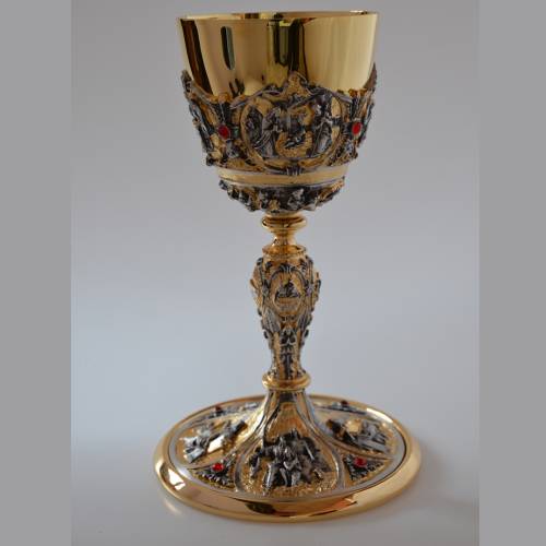Two-color chalice with red stones