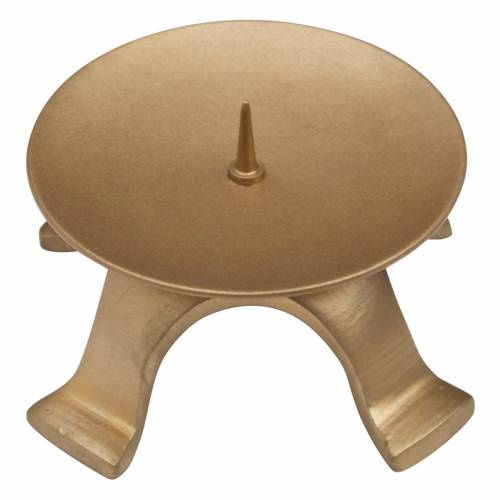 Four footed candle holder of iron