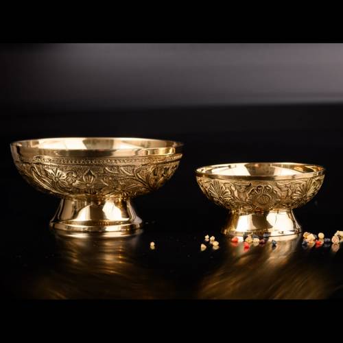 Incense bowl with flowers