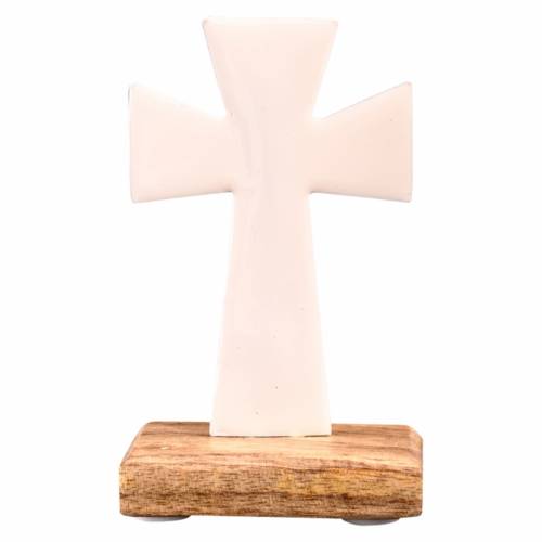 Stojący Metalowy Krzyż