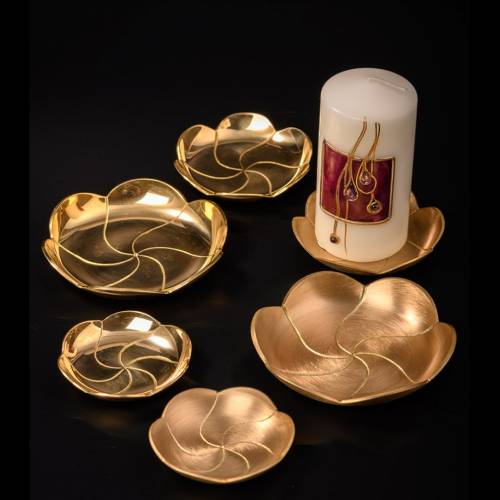 Matte brass coaster lotus D 9,5 cm