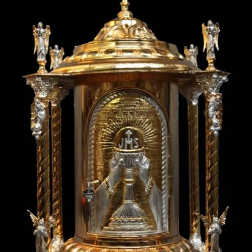 Okrągłe Tabernakulum ze Złotym Wykończeniem