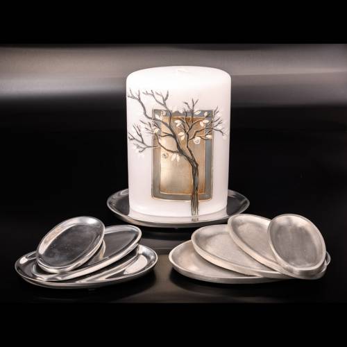 Oval polished candle plate