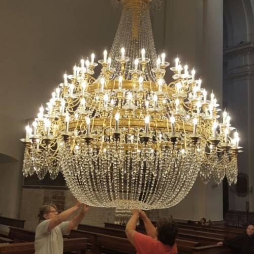 Restauro Zabytkowych i Stylowych Żyrandoli