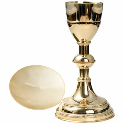 Elegancki Kielich Złocony