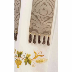 White clergy stole with brocade inserts