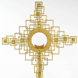 Monstrancja Pozłacana ze Swarovski